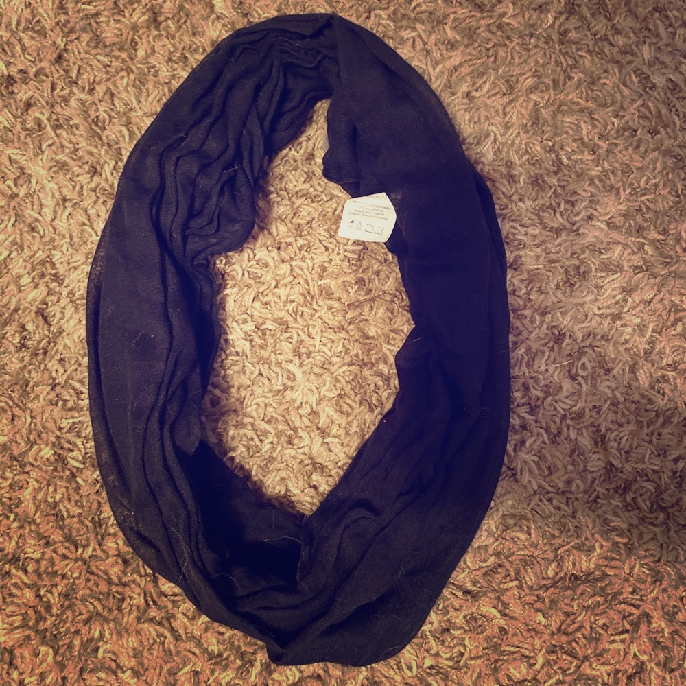 Infinity scarf